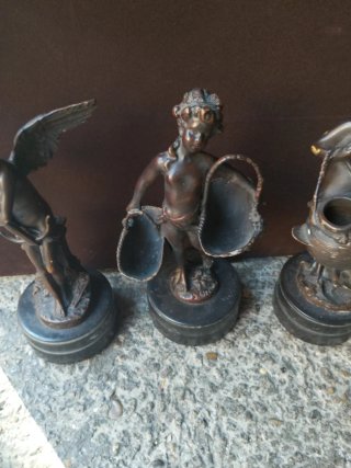 3 Estatuas de Bronce
