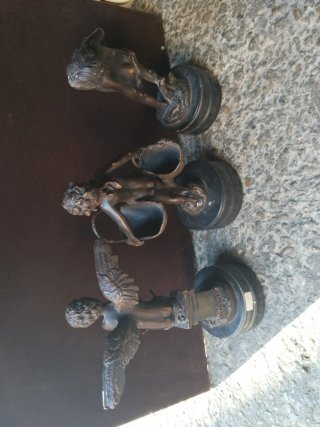 3 Estatuas de Bronce