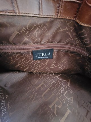 Borsa a spalla Furla marrone effetto coccodrillo