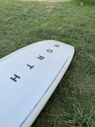 Tabla NORTH Strapless Kitesurf