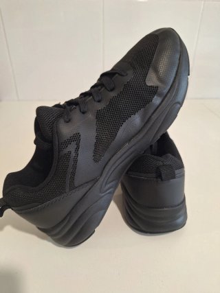 Zapatillas deportivas mujer negras T-41 SEMINUEVAS