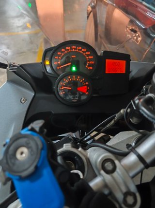 BMW F800ST Negra/Gris