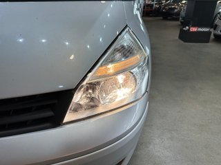 Renault ESPACE Emotion 2.0 dCi 16v 150CV (2007)