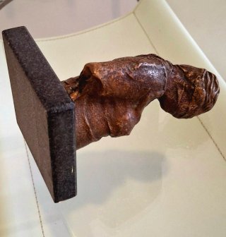 J. L. Fernández escultura la justicia