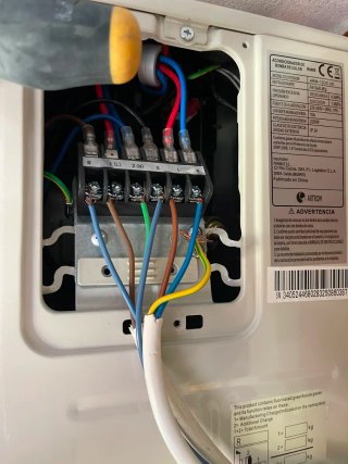 Montaje, mantenimiento y reparación de aires acond