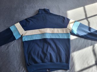 Blusão Desportivo Listrado Azul e Bege
