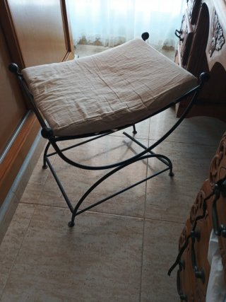 Taburete forja beige y negro