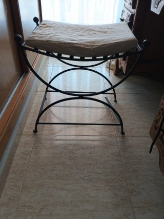 Taburete forja beige y negro