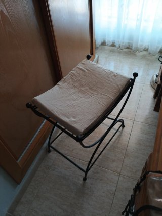Taburete forja beige y negro