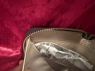 Cartera Guess Estampada Marrón
