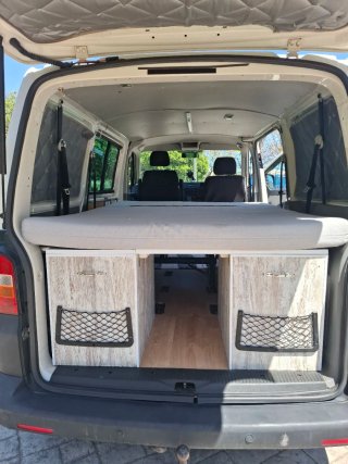 VW Transporter T5 Camper