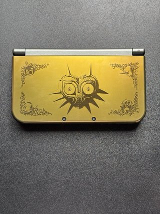 New Nintendo 3DS XL Zelda Majora's Mask
