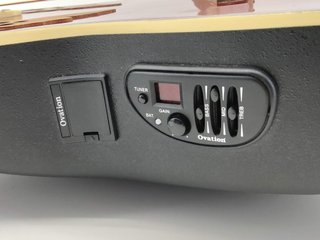 E1813044-0    Guitarra Acustica Ovation Celebrity
