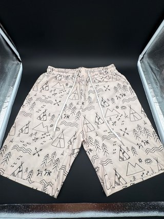 Pantaloncini estivi con stampa tribale