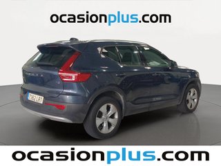 Volvo XC40 T2 Momentum Pro Auto 95 kW (129 CV)