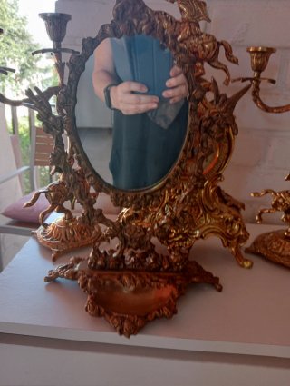 Conjunto Bronce: Reloj y Candelabros