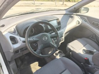Nissan Almera 2006