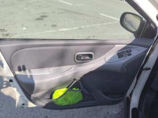 Nissan Almera 2006