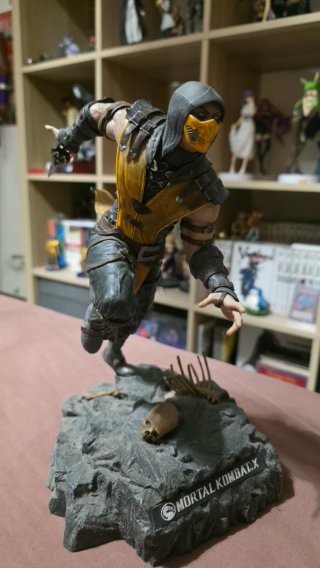 Statuetta Scorpion Mortal Kombat