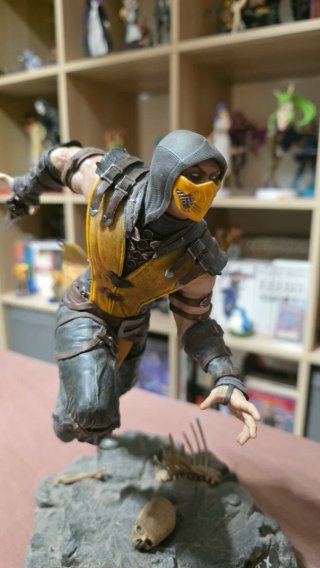 Statuetta Scorpion Mortal Kombat
