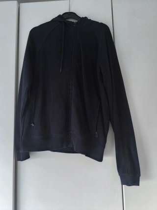 Sudadera Zara con capucha y cremallera