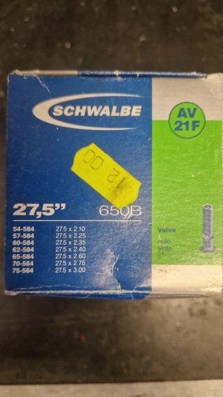 4 Camere d'aria Hutchinson 27.5 Schrader + 1 schwa