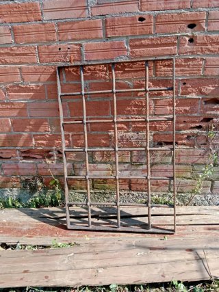 Rejas de hierro antiguas para ventanas