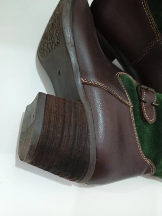 Botas altas piel marrón y verde T.38
