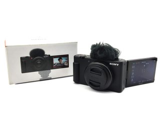 E1813175-0    Camara Digital Compacta Sony Zv-1f