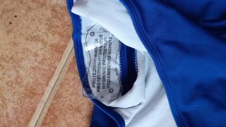 2 Bañadores Azulón y Rojo  10€ cada uno