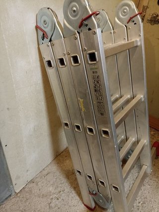 Escalera articulada aluminio