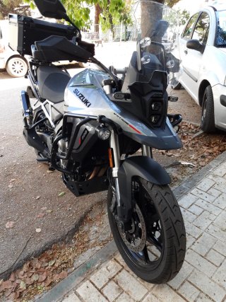 SUZUKI V STRONG 800 - 12/2025 2000e en extras