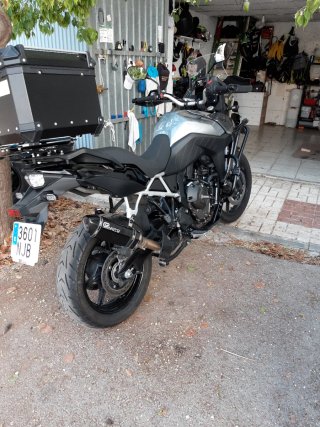 SUZUKI V STRONG 800 - 12/2025 2000e en extras