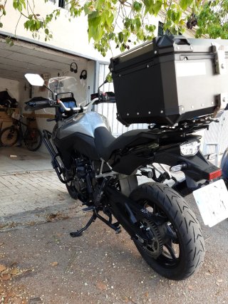 SUZUKI V STRONG 800 - 12/2025 2000e en extras