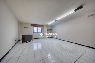 Local comercial en venta en Pº Zorrilla - Cuatro de Marzo en Valladolid