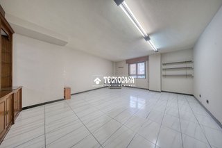 Local comercial en venta en Pº Zorrilla - Cuatro de Marzo en Valladolid