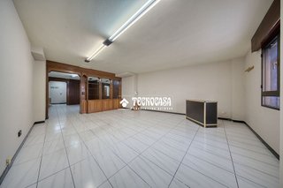 Local comercial en venta en Pº Zorrilla - Cuatro de Marzo en Valladolid