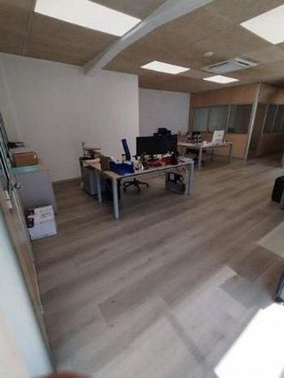 Nave industrial en alquiler en Massanes