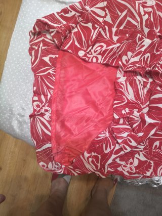 Vestido rojo floral