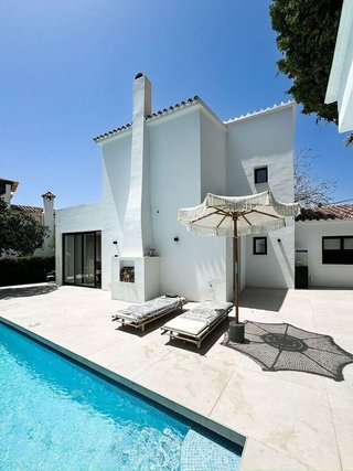 Casa en alquiler en Nueva Andalucía centro en Marbella