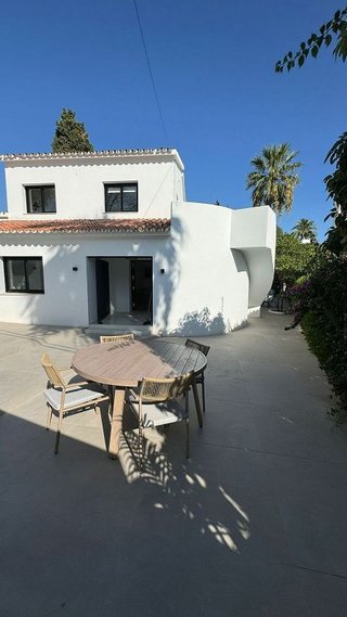 Casa en alquiler en Nueva Andalucía centro en Marbella