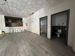 Local comercial en venta en Campo de la Verdad - Miraflores en Córdoba