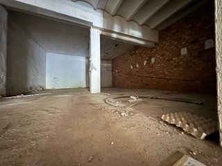 Local comercial en venta en Campo de la Verdad - Miraflores en Córdoba