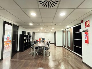 Local comercial en venta en Plaza Castelar - Mercado Central en Elda