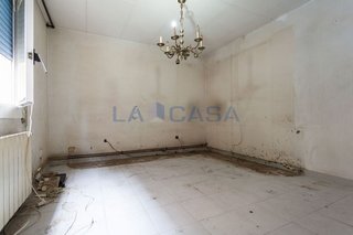 Edificio en venta en La Florida en Hospitalet de Llobregat, L´