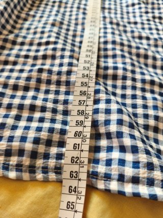 Blusa cuadros encaje cuello V sin mangas