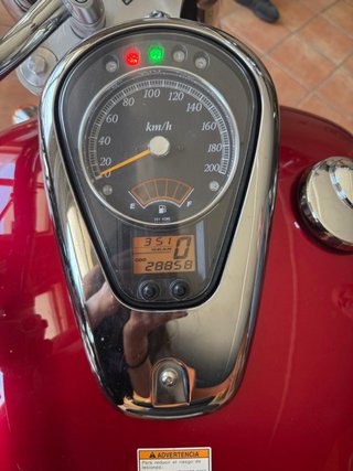Moto Cruiser Roja