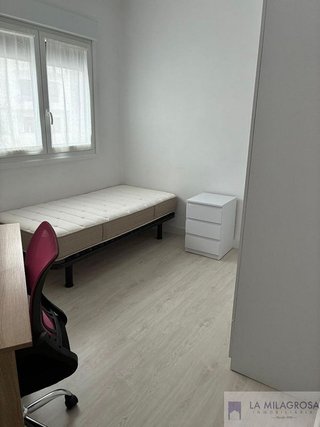 Piso en alquiler en Milagrosa en Pamplona