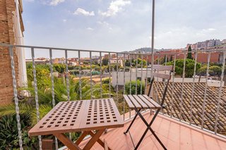 Casa en alquiler en La Clota en Barcelona