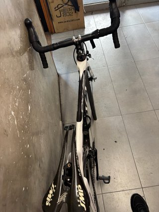 Bicicleta de carretera CKT 568